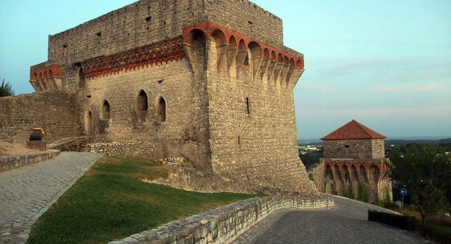 Vieille ville et château de Ourém