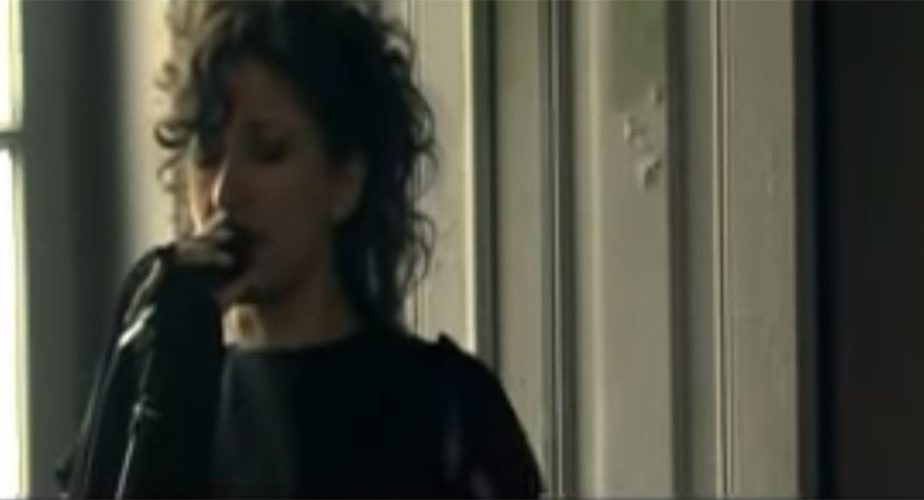 Ana Moura chante le nouveau Fado