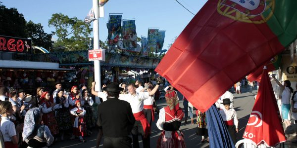 Portugais de Paris à la Foire du Trône