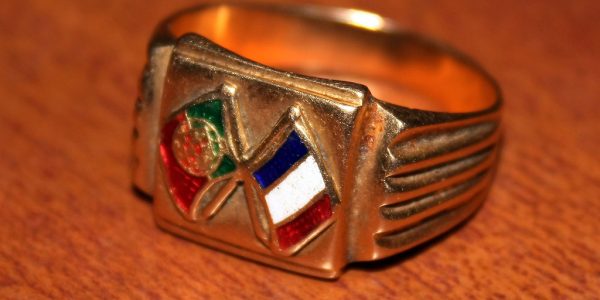 Anel do emigrante : bague de l'émigré