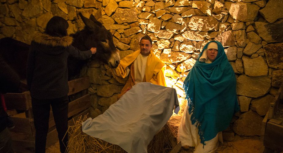 Crèche de Noël vivante de Priscos