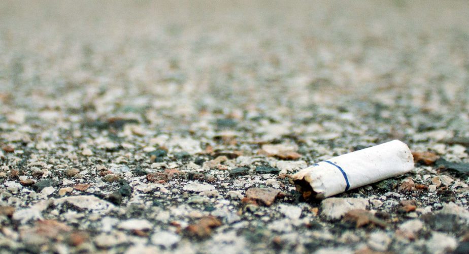 mégot jeté par terre