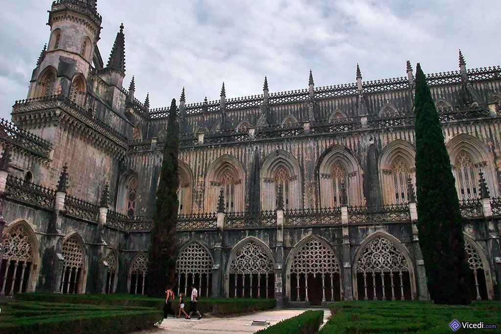 Pour beaucoup, le Cloître Royal est l'apogée du gothique tardif au Portugal.
