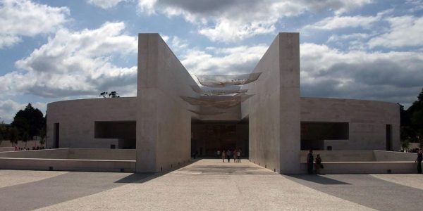 Santíssima Trindade : Église de la Très Sainte Trinité de Fatima
