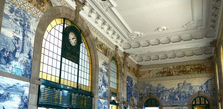 Azulejos de la Gare de São Bento