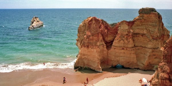 Praia dos Três Irmãos