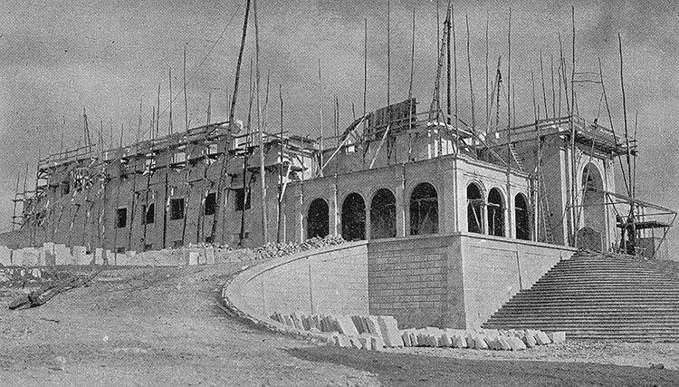 Basilique en construction, mars 1936