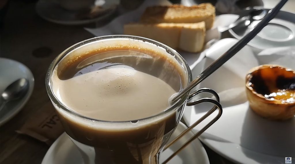 Galão, café au lait portugais