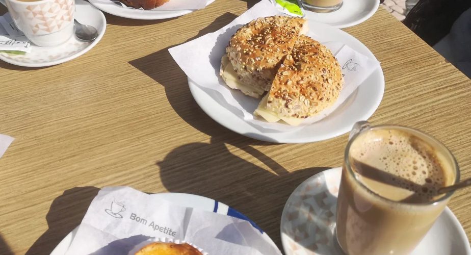 Petit-déjeuner au Portugal