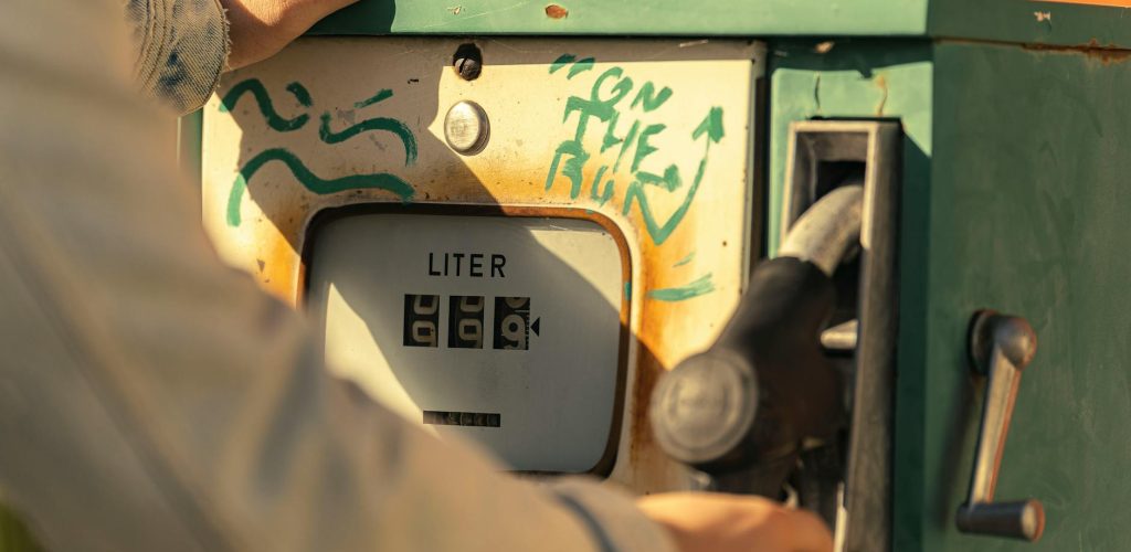 Le gouvernement assouplit temporairement l’ISP sur les carburants (et autres infos)