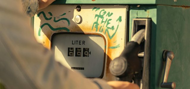 Le gouvernement assouplit temporairement l’ISP sur les carburants (et autres infos)