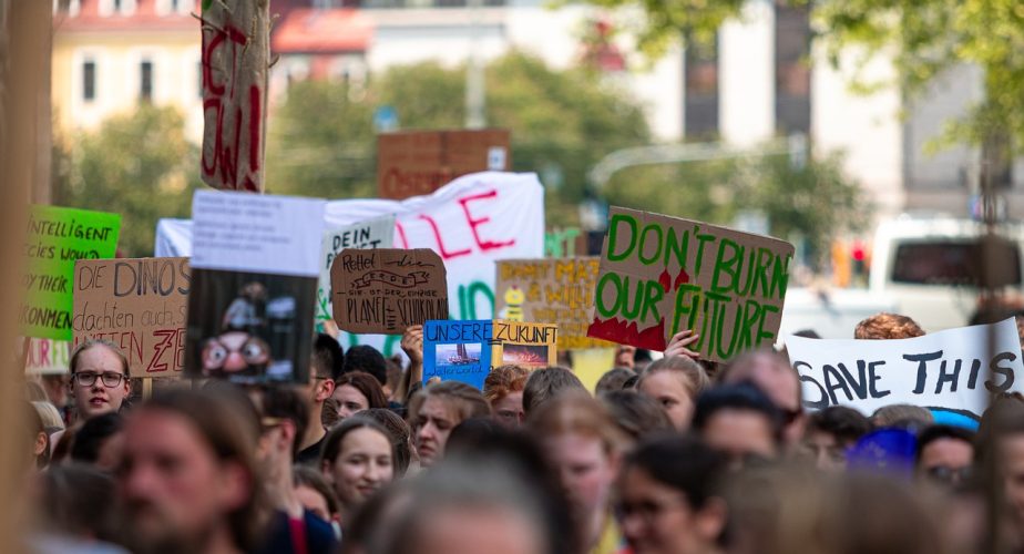 Une grève de la fonction publique perturbe santé, écoles et tribunaux (et autres infos)
