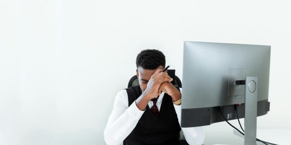 Près de 4 salariés sur 10 au Portugal disent subir du harcèlement au travail