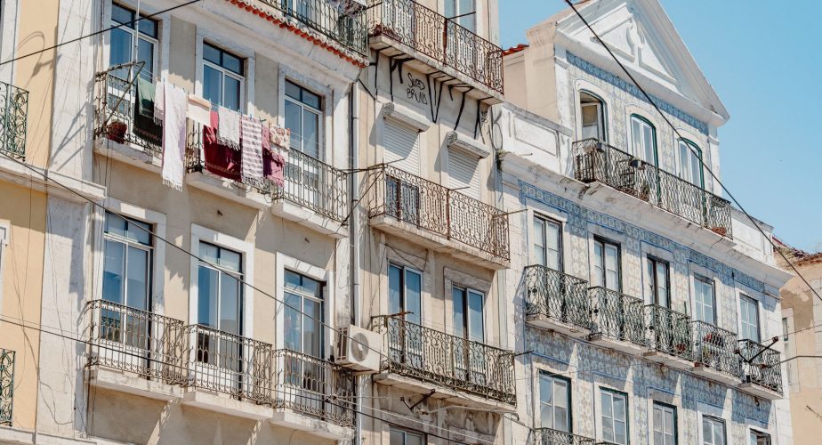 Au Portugal, la hausse de population alourdit un déficit estimé à près de 300 000 logements