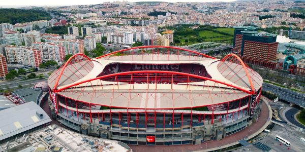 Le Real Madrid doit verser 15 millions d’euros au Benfica (et autres infos)
