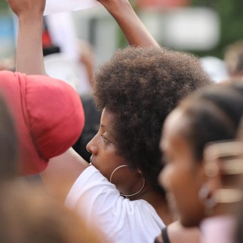 À la Figueira da Foz, une réunion de « remigration » met en lumière les réseaux anti-immigration européens