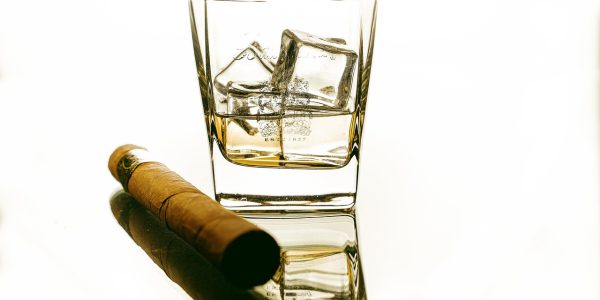 Alcool et tabac au Portugal: des écarts marqués selon les régions, l’âge et le sexe