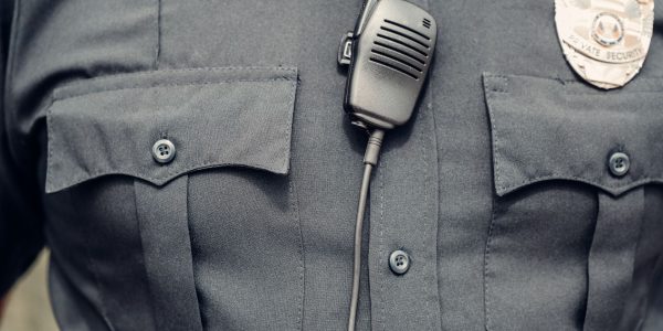 PSP et GNR vont recevoir 6 700 tasers et caméras-piétons d’ici la fin de l’année