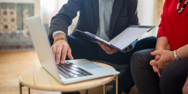 Portugal: le numéro de Sécurité sociale attribué automatiquement aux immigrés à partir de fin juillet