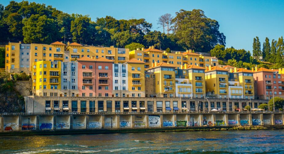 Les loyers à Porto ont bondi de 76 % depuis 2021, malgré un recul en 2026
